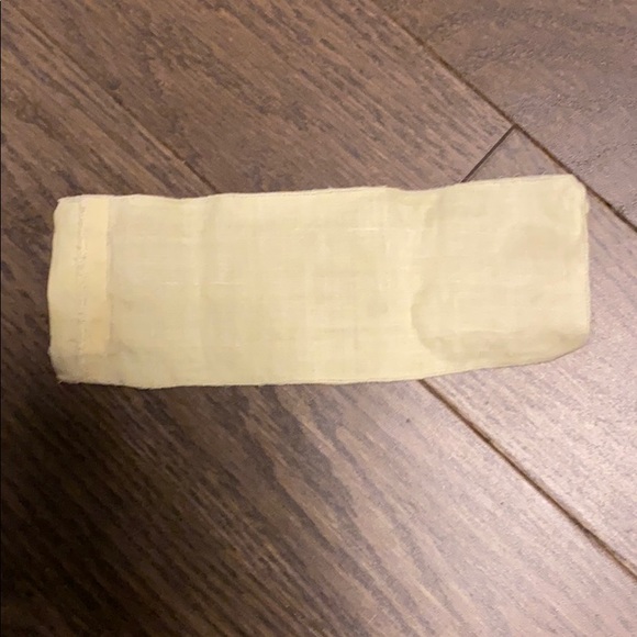 BNWOT Stella and Dot cloth bead and crystal cuff - Picture 6 of 6